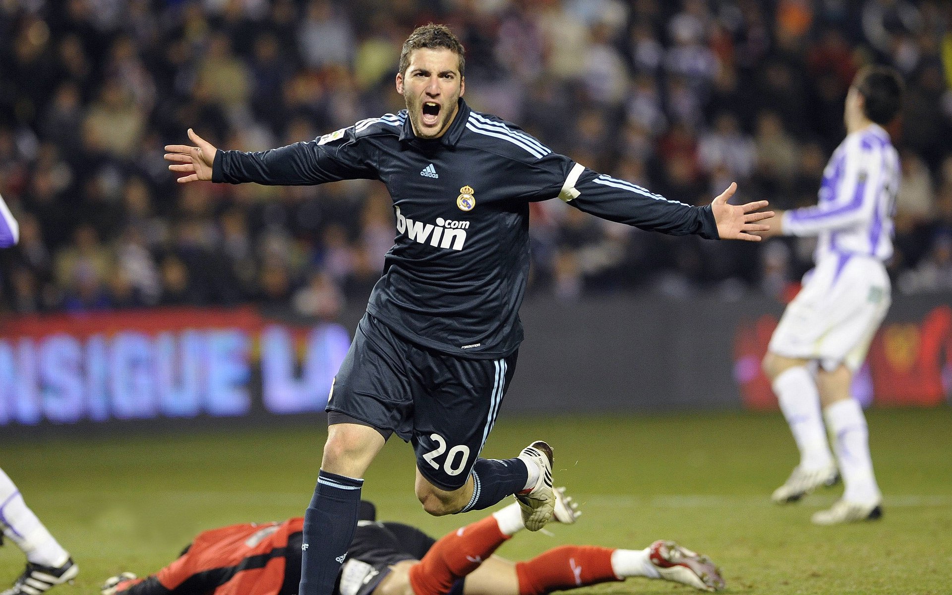 开云网页版-拜仁慕尼黑连续第12次夺得德甲冠军，拜仁慕尼黑德甲10连冠