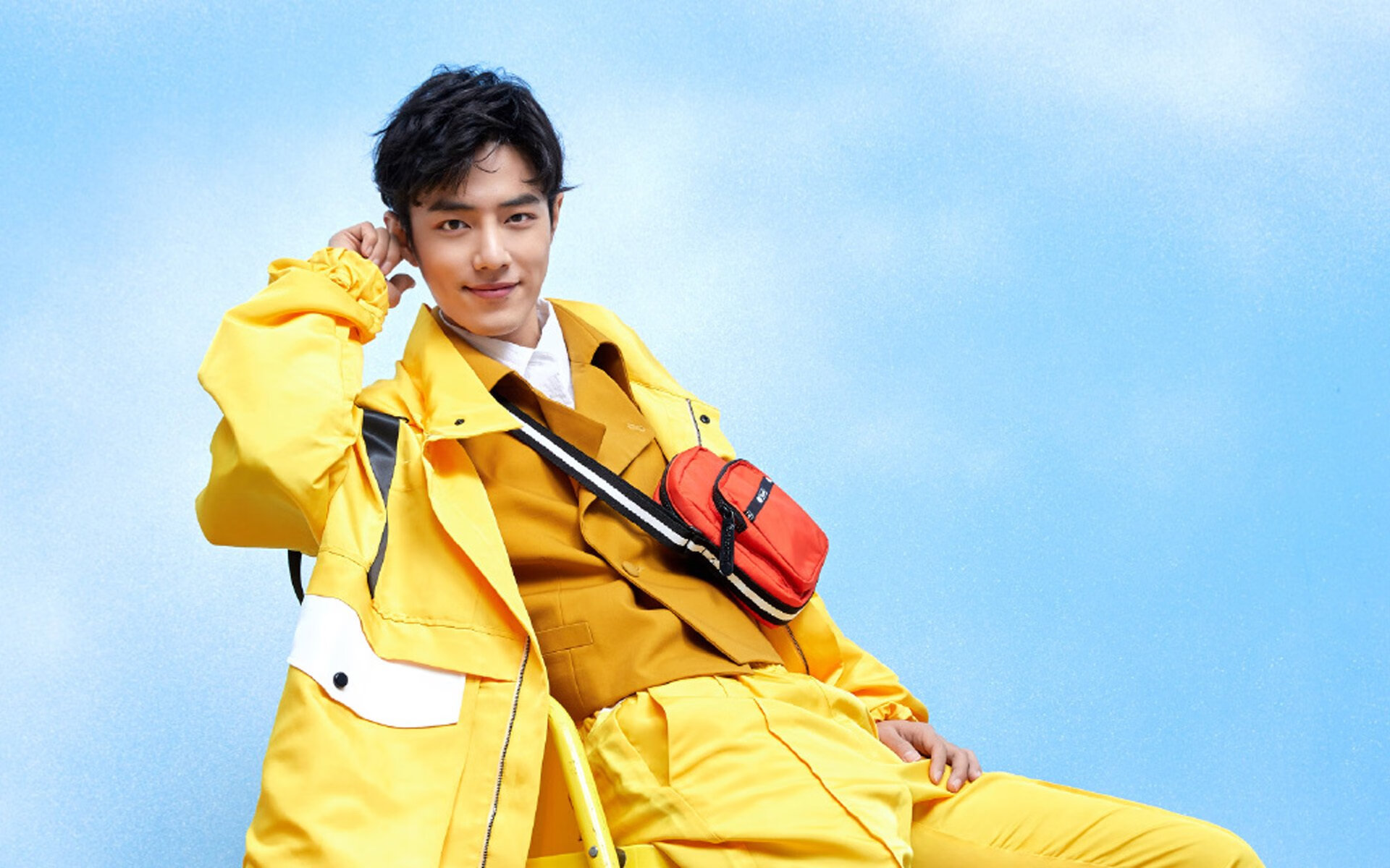 杨瀚森积极参与球队战术讨论展示成熟心态，杨瀚西简介